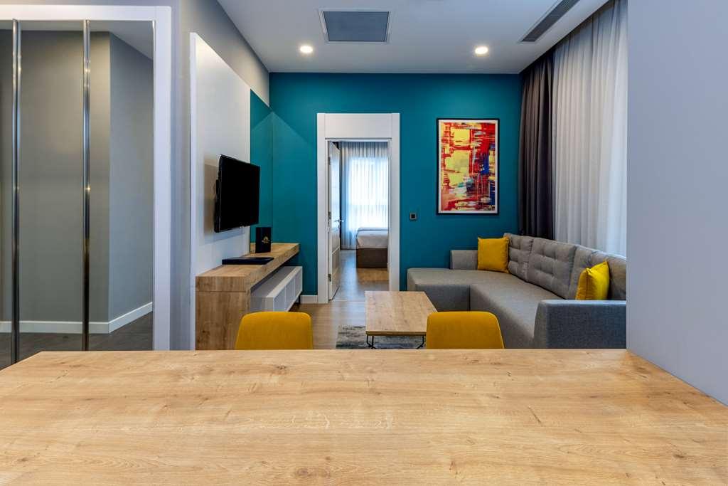 Days Inn & Suites By Wyndham Esenyurt Istanboel Kamer foto