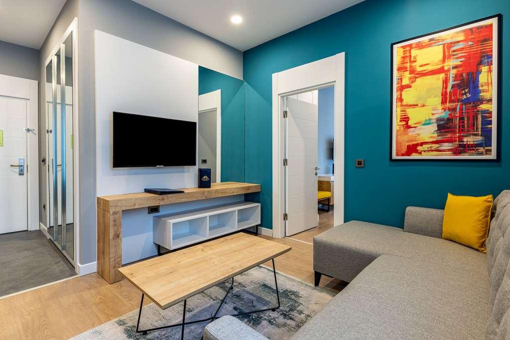 Days Inn & Suites By Wyndham Esenyurt Istanboel Kamer foto