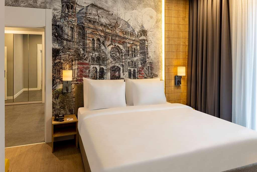 Days Inn & Suites By Wyndham Esenyurt Istanboel Kamer foto