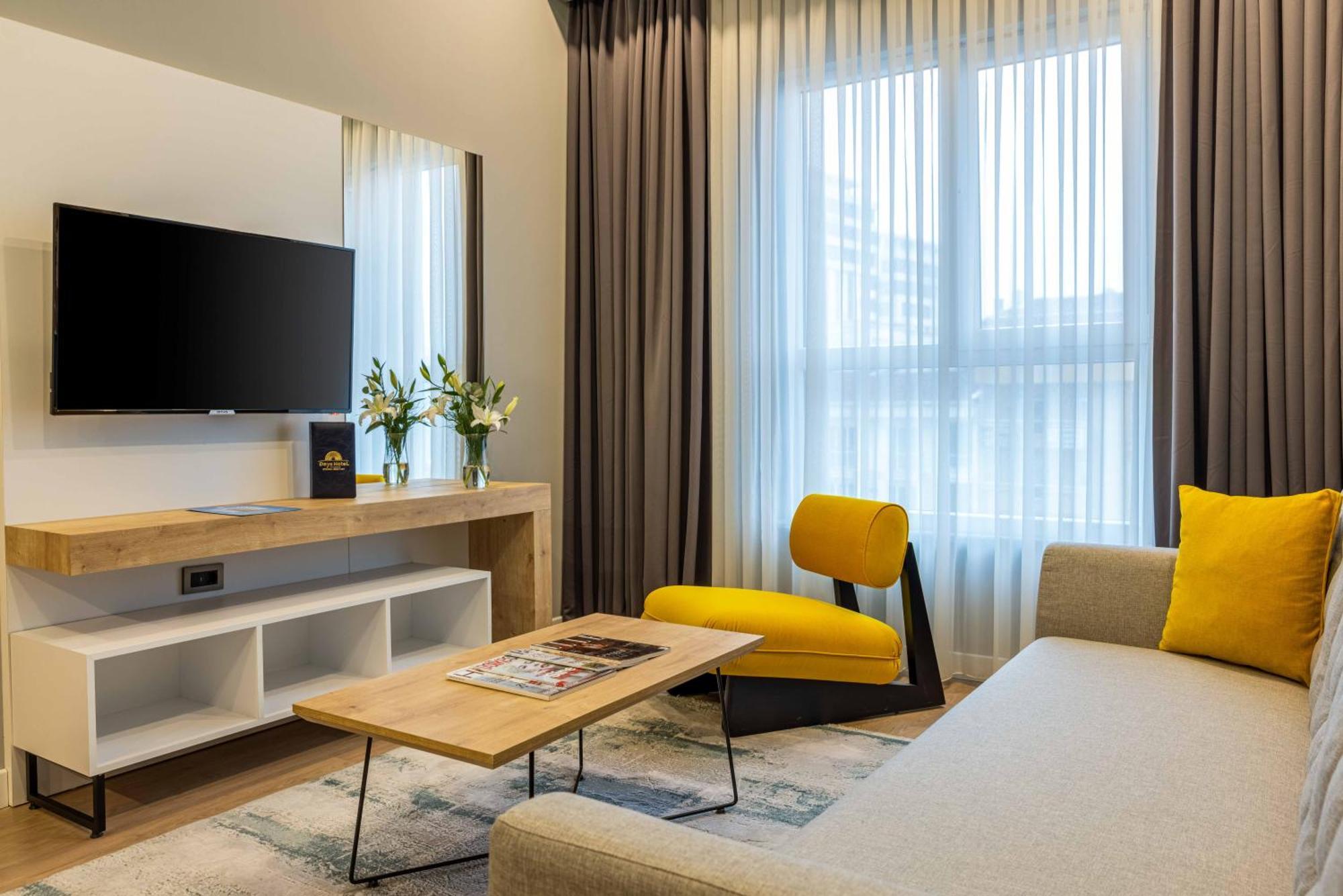 Days Inn & Suites By Wyndham Esenyurt Istanboel Buitenkant foto