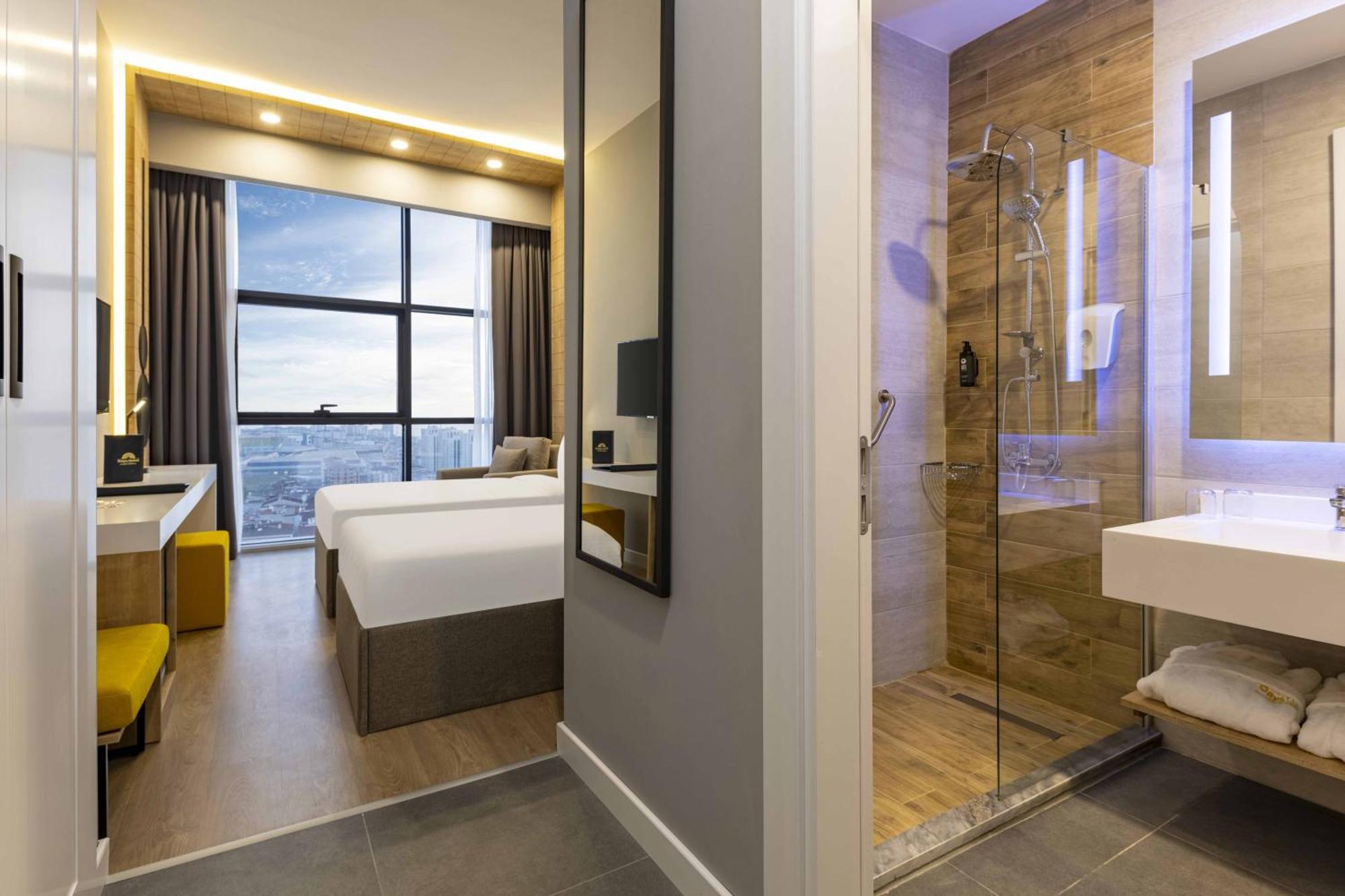 Days Inn & Suites By Wyndham Esenyurt Istanboel Buitenkant foto