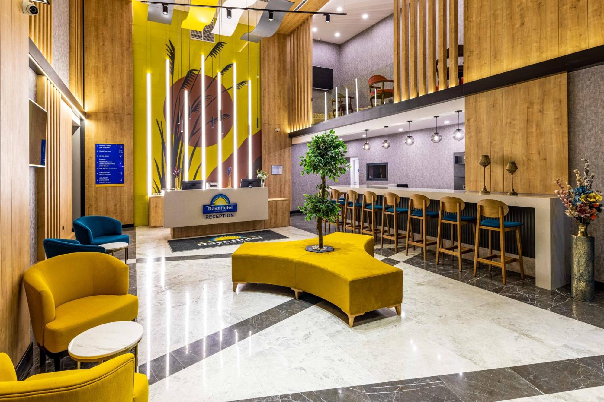 Days Inn & Suites By Wyndham Esenyurt Istanboel Buitenkant foto