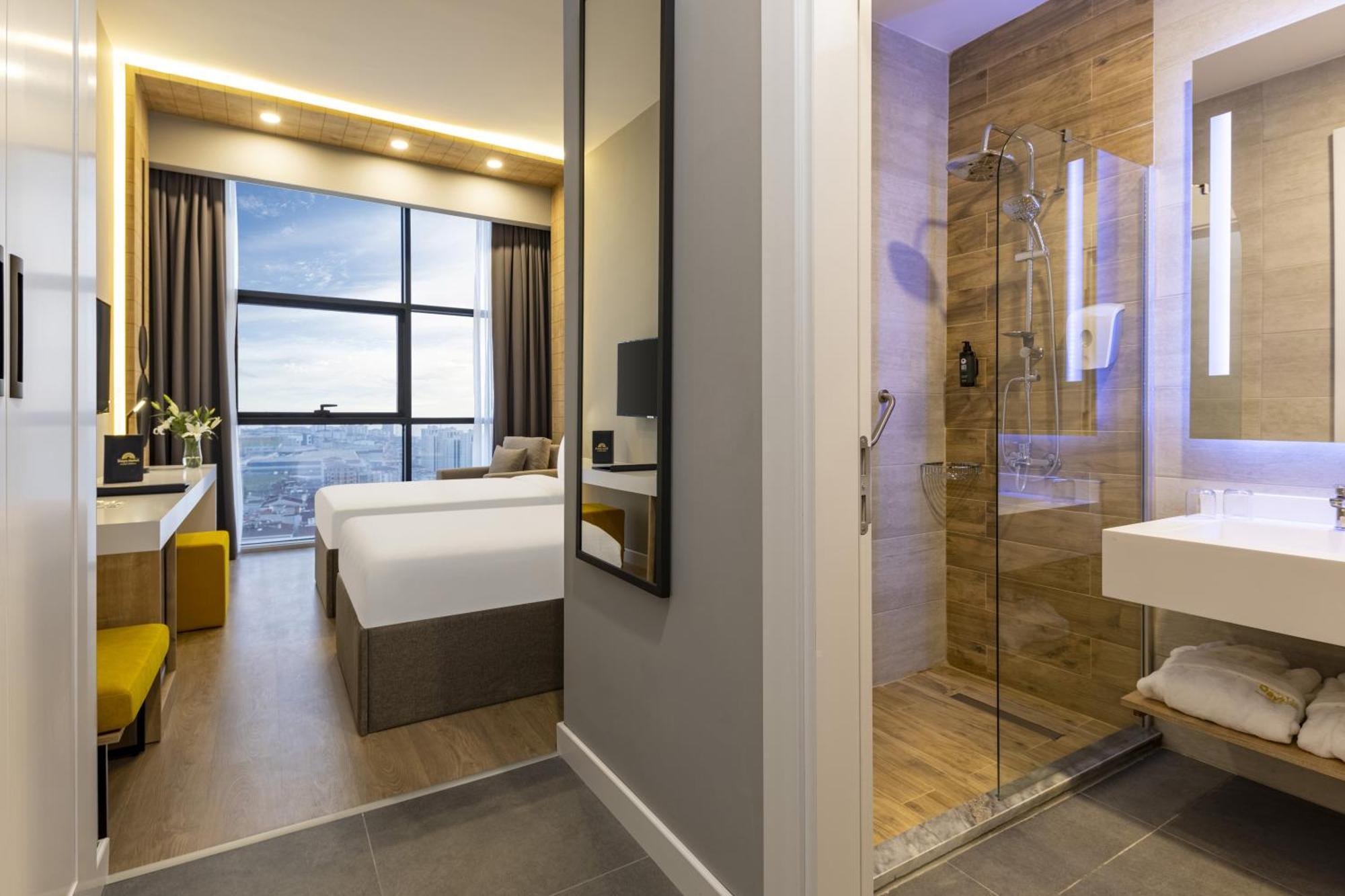 Days Inn & Suites By Wyndham Esenyurt Istanboel Buitenkant foto