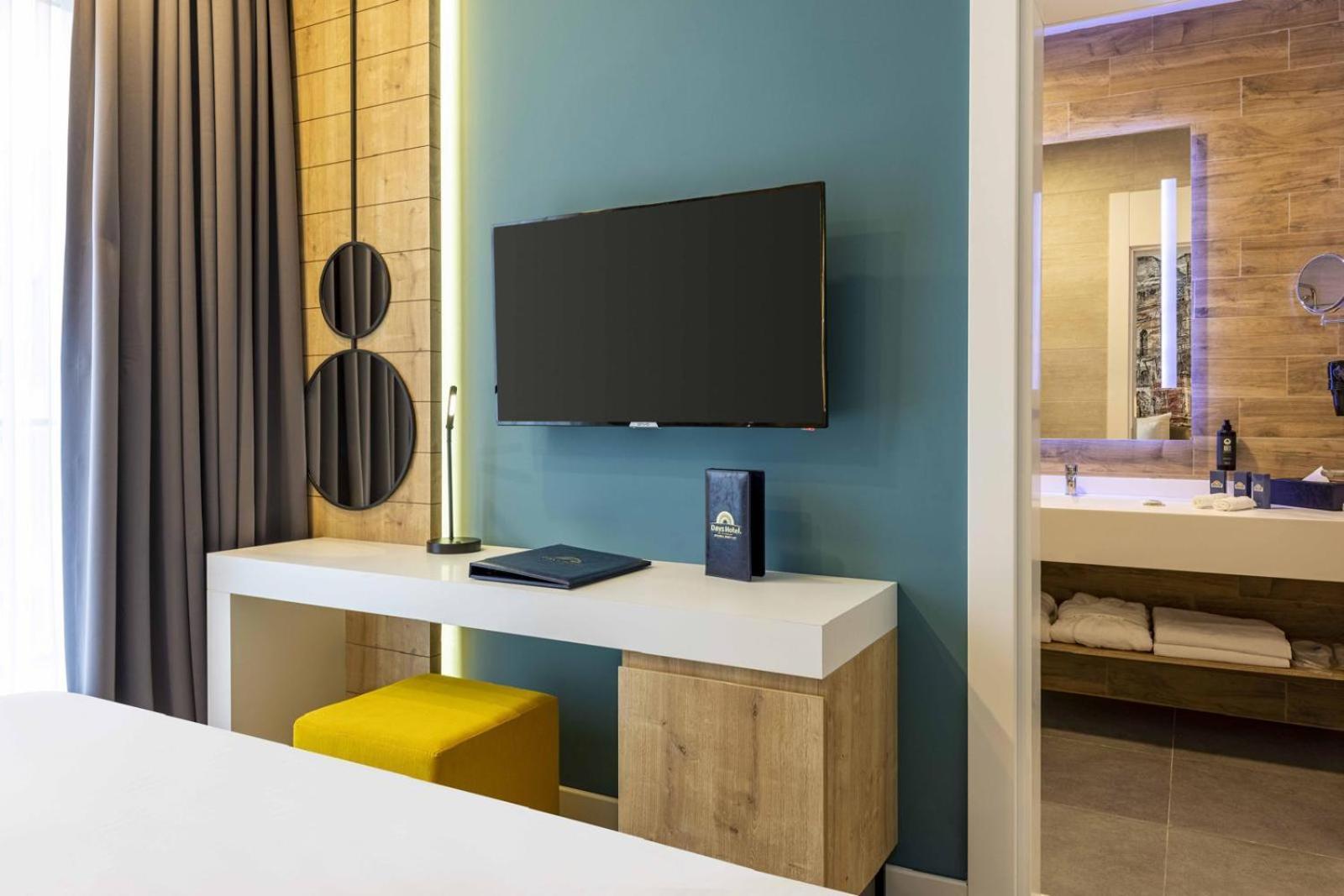 Days Inn & Suites By Wyndham Esenyurt Istanboel Buitenkant foto