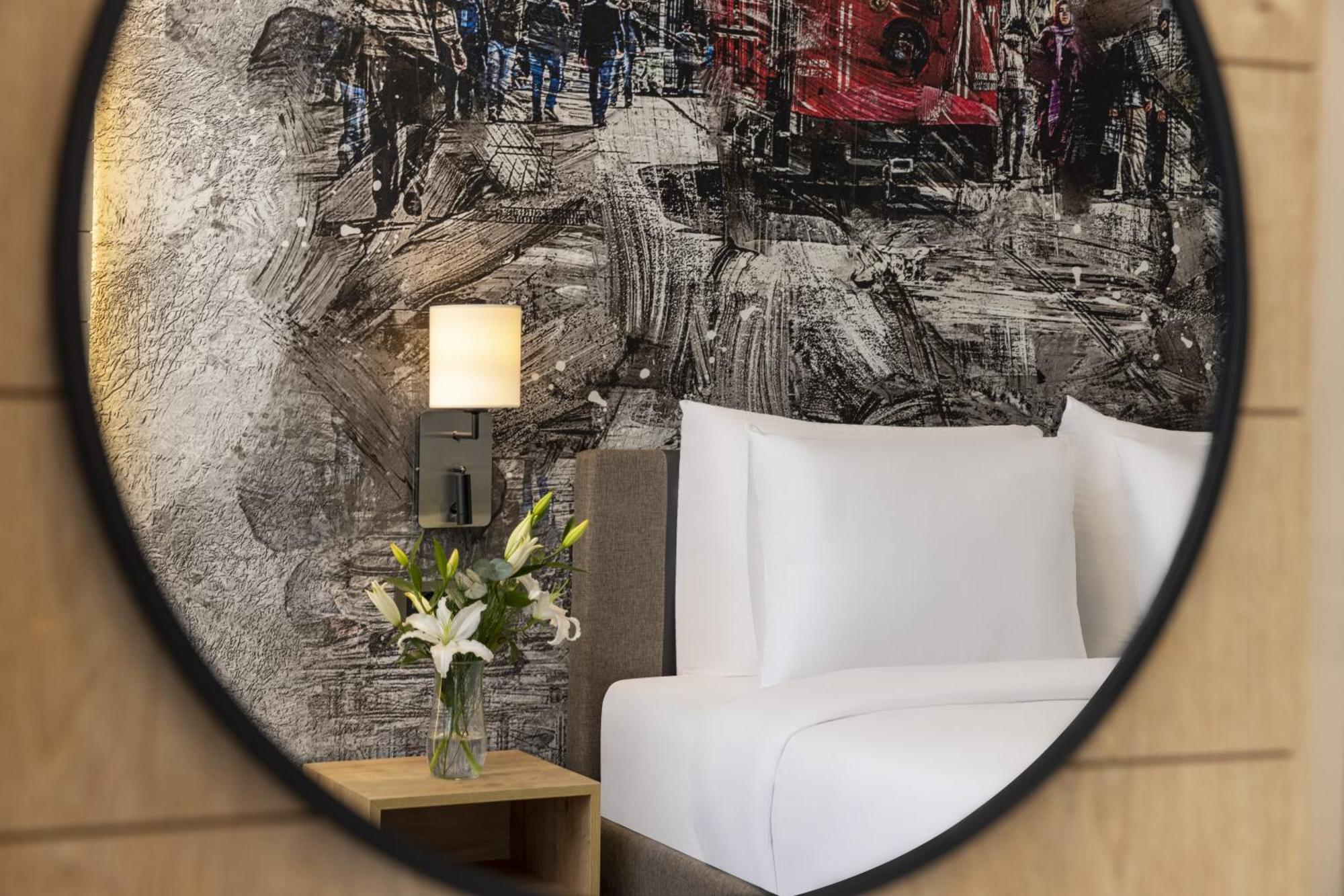 Days Inn & Suites By Wyndham Esenyurt Istanboel Buitenkant foto